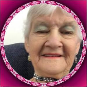 Meet your Posher, Lily